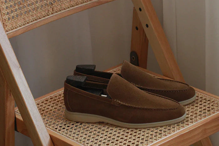 LUNOR SUEDE LOAFER