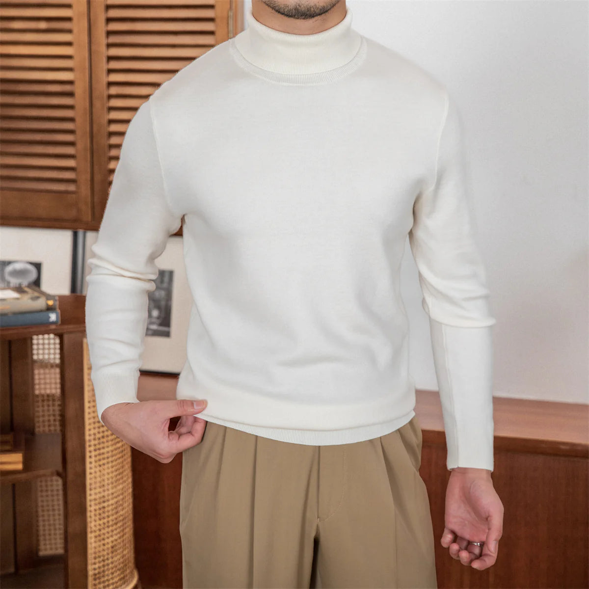 AMIR SLIM FIT WOOL TURTLENECK